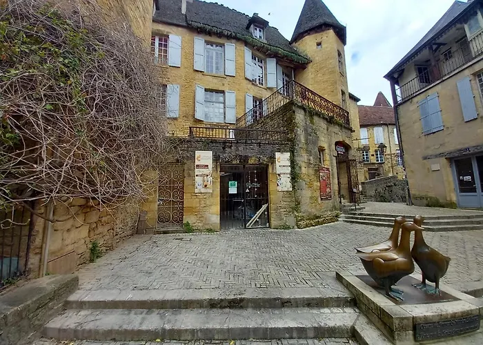 Beauvau - Numero 6 - Centre De * Sarlat-la-Canéda